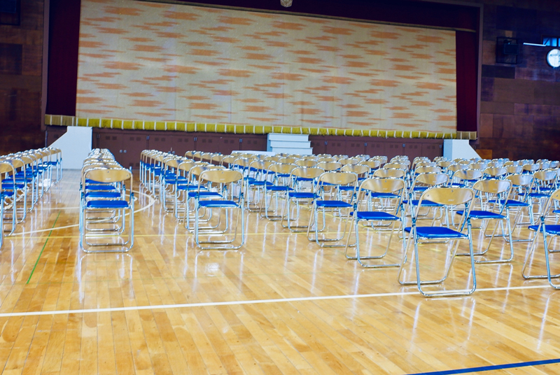 体育館に空調を設置する際には